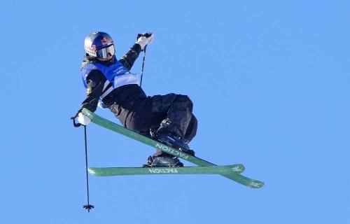 2025都灵冬奥会奖牌榜_中国亚冬会冰雪成绩_中国冰雪运动发展历程