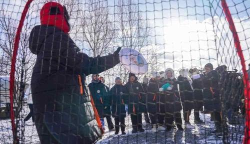 中国冰雪运动发展历程_2025都灵冬奥会奖牌榜_中国亚冬会冰雪成绩