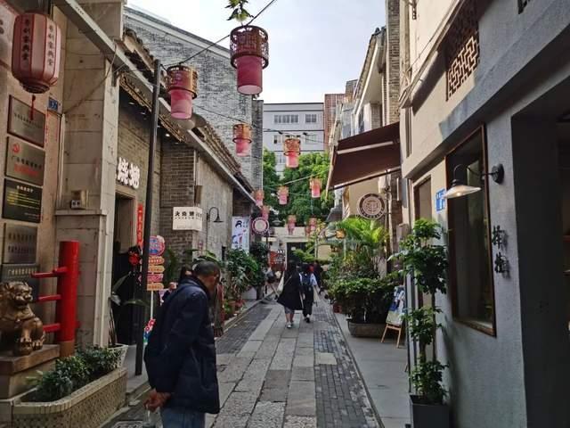 第一批出家的00后已经还俗了!(2)