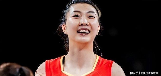 中国女排自由人替补问题_中国女排奥运会名单_中国女排接应替补问题