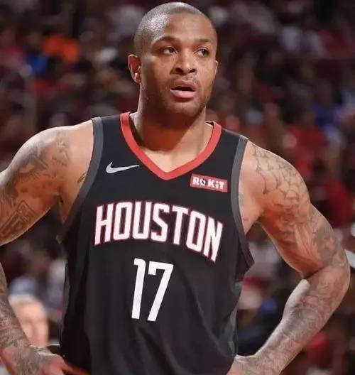 NBA球星代缴罚款_nba凯利欧文_欧文全额买单队友罚款