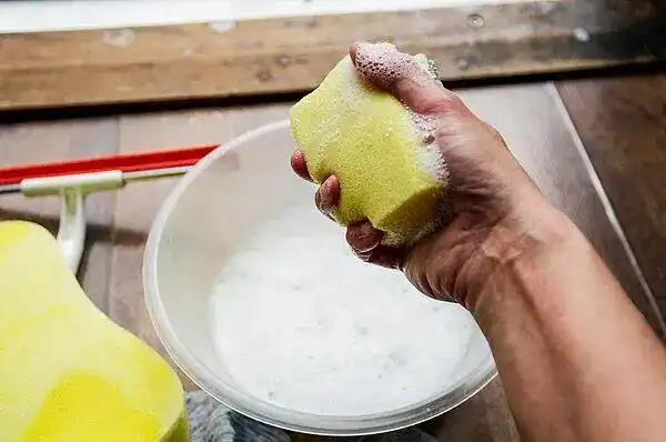 微波炉这样热菜 “微塑料”飙升125倍_微塑料对人体健康的影响_微波炉加热塑料盒释放微塑料