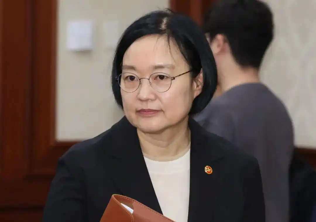 韩国国务总理韩圣淑_韩国迎来史上第二位女总理_韩圣淑任命韩国总理
