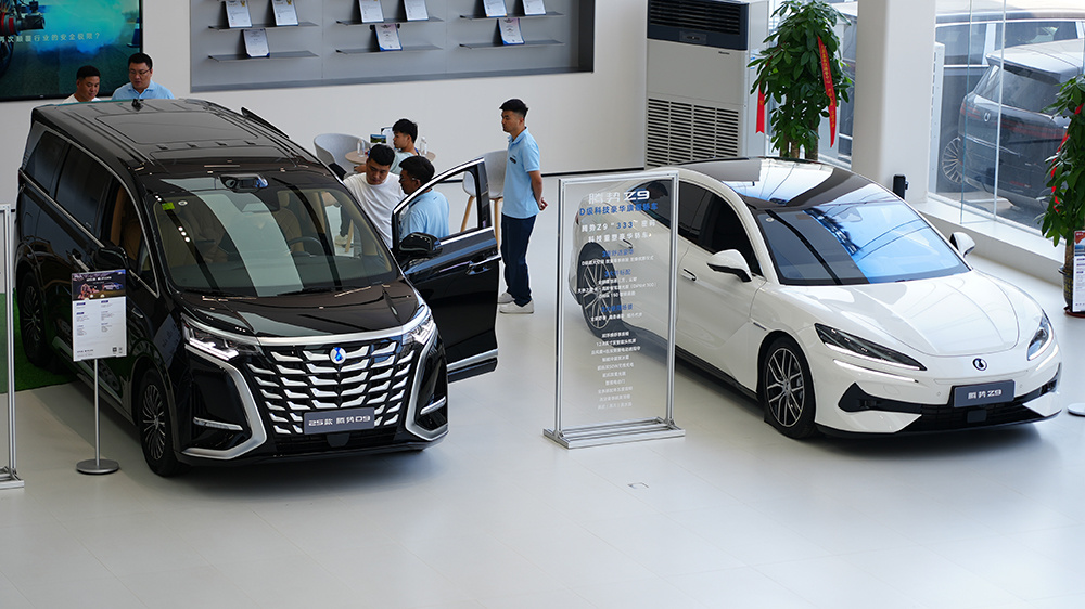 2026年 卖车更难了_中国汽车市场2026年趋势_汽车经销商经营转型策略