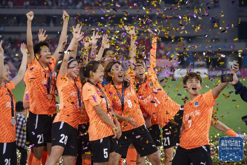 欧洲运动会2015_欧洲运动会金牌榜_欧洲运动会闭幕式