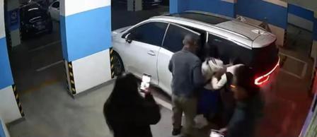 数百名成年人被父母送进“特训营” 铁窗背后的噩梦