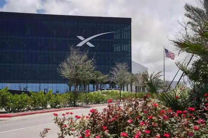 spacex创纪录ipo上市_SpaceX首次公开招股_马斯克成为全球首位万亿富翁