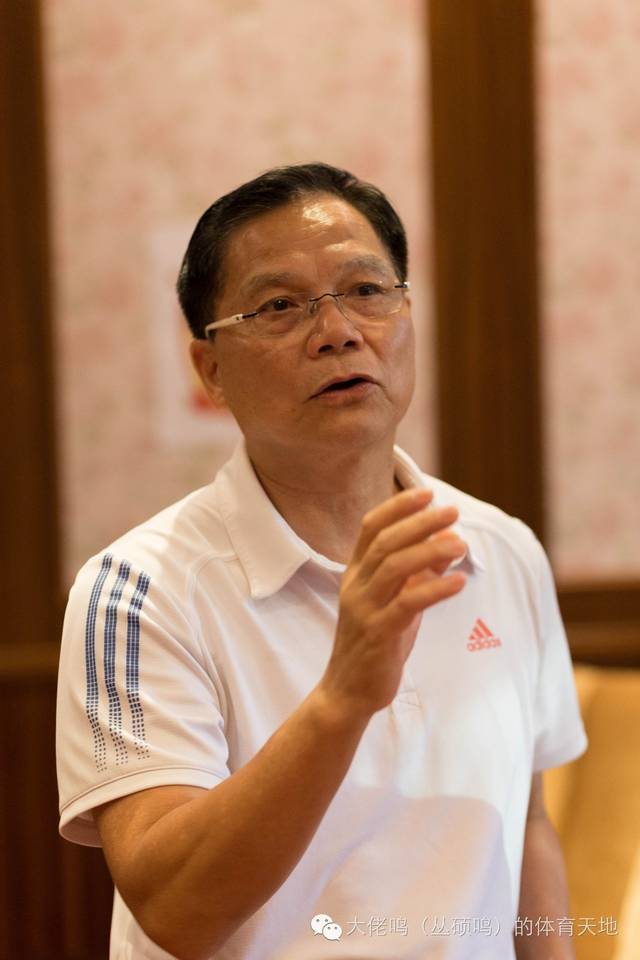 陈熙荣对恒大的展望_广东足坛名宿陈熙荣专访_国足主教练陈熙荣