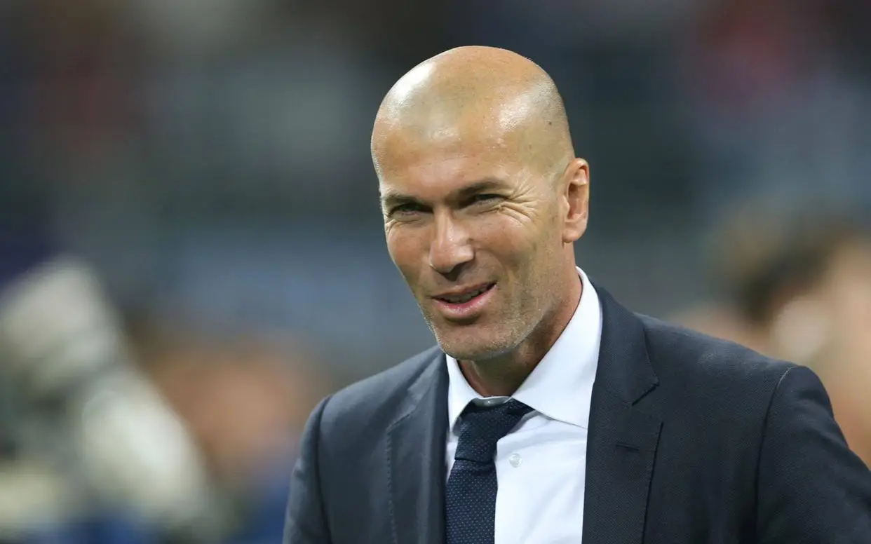 法国队主教练齐达内接替德尚_齐达内法国队主教练_齐达内法国队战术变革