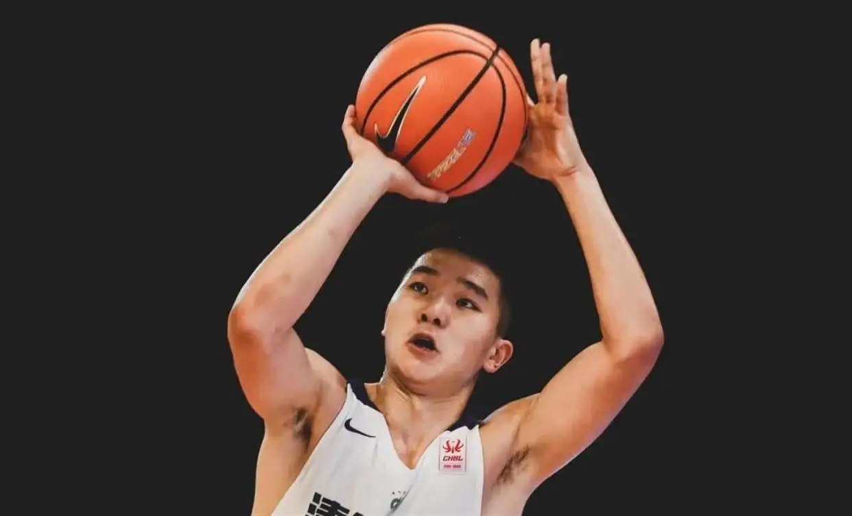 CBA选秀状元热门球员分析_选秀状元_石奎柳锐退选原因探讨