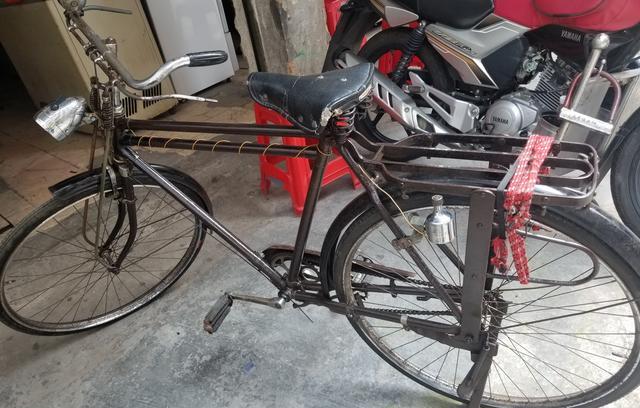 活飞自行车价格_七八十年代自行车品牌_老式二八大杠特点