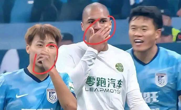 世界杯中国队红牌_2026世界杯捂嘴红牌新规_国际足联裁判主观裁量权