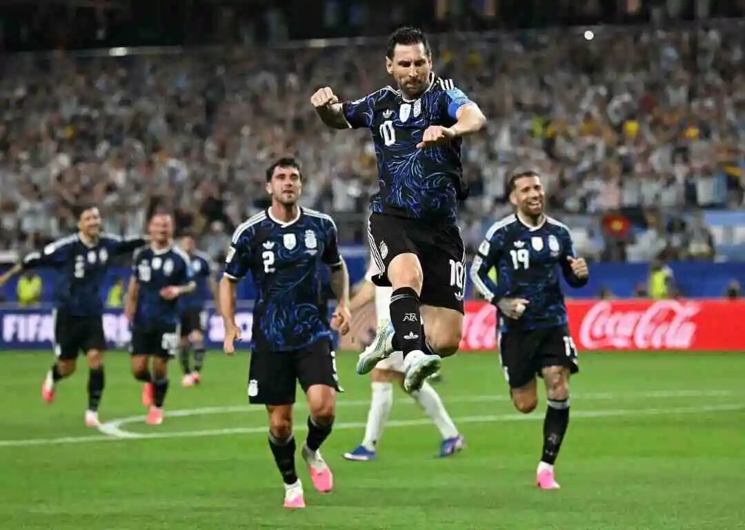 世界杯|阿根廷3-1约旦,全胜晋级!梅西替补打入第19球,洛塞尔索、劳塔罗建功